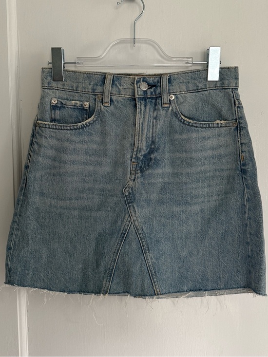 Everlane Dresses & Skirts - Everlane Denim Skirt